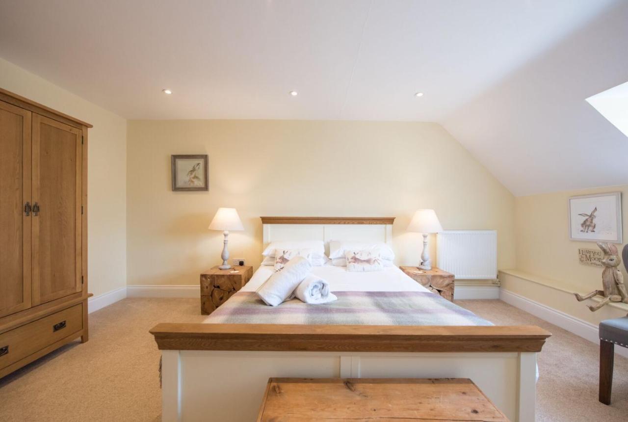 The At Broadway Lodge *